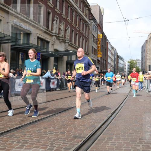 13.09.2026 - 21. swb-Marathon Bremen Strokosch-Dieckow http://msf.ph/oto/10336608 13.09.2026 11:05:03 Ziel 10186, 10370, 10411, 10432, 10576, 10697, 10717, 10718, 10800, 10802, 10995, 11102, 11105, 11146, 11157, 11218, 11281, 11314, 11326, 11334, 11387, 11394, 11521, 11571, 11572, 11584, 11616, 11722, 11724, 11900, 12011, 12055, 12079, 12080, 12251, 12273, 12330, 12335, 10198, 10283, 10315, 10370, 10465, 10718, 10729, 10741, 10850, 10855, 10856, 10940, 10975, 11006, 11133, 11272, 11281, 11366, 11395, 11518, 11705, 11757, 11939, 12002, 12005, 12064 meine-sportfotos.de