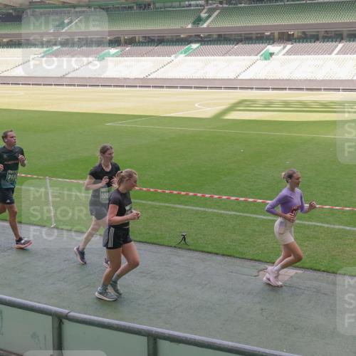 13.09.2026 - 21. swb-Marathon Bremen Michael Burmester http://msf.ph/oto/10336643 13.09.2026 13:12:29 Laufen im Stadion 118, 183, 265, 278, 349, 514, 576, 695, 702, 703, 843, 933, 950, 1005, 1113, 1143, 1226, 1286, 1334, 1435, 1641, 1849, 1851, 1936, 1952, 1991, 2005, 2248, 2264, 2281, 2299, 2330, 2336, 2353, 2375, 2377, 2398, 2426, 2439, 2461, 2478, 2505, 2612, 2659, 2665, 2669, 2673, 2684, 2765, 2773, 2792, 2804, 2815, 2822, 2836, 2850, 2860, 2884, 2895, 2907, 2921, 2963, 2966, 2975, 2976, 3027, 3079, 3082, 3143, 3155, 3159, 3253, 3293, 3308, 3313, 3328, 3349, 3352, 3434, 3549, 551 meine-sportfotos.de