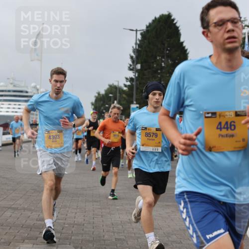 13.09.2026 - Kiel Lauf Andreas Tolksdorf http://msf.ph/oto/10336663 13.09.2026 09:53:56 Kiellinie 11, 38, 38, 8579, 39, 446, 4393, 3819 meine-sportfotos.de