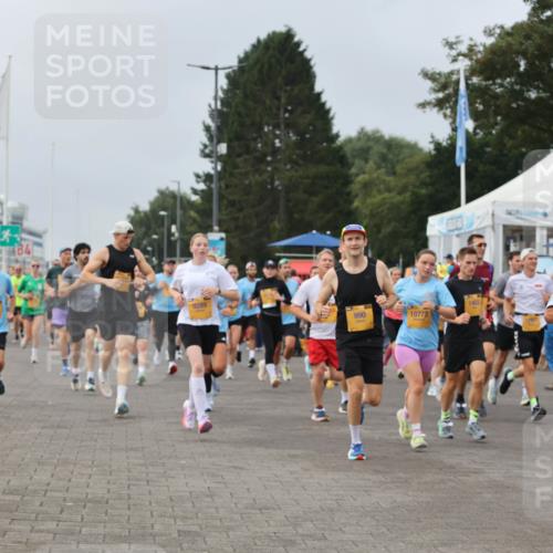 13.09.2026 - Kiel Lauf Andreas Tolksdorf http://msf.ph/oto/10336741 13.09.2026 09:53:59 Kiellinie 7471, 9289, 990, 10773, 1403, 11927 meine-sportfotos.de