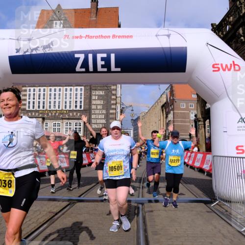 13.09.2026 - 21. swb-Marathon Bremen Tim E. http://msf.ph/oto/10336773 13.09.2026 11:07:49 Ziel 10138, 10205, 10279, 10280, 10363, 10364, 10501, 10505, 10580, 10695, 10748, 10907, 10935, 11223, 11417, 11643, 11767, 11865, 11899, 11917, 11924, 11934, 12020, 12167, 12168, 12173, 12194, 12210, 12277, 12419, 12509, 12536 meine-sportfotos.de