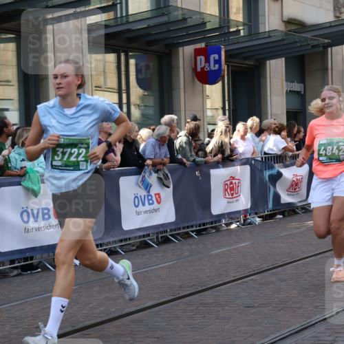 13.09.2026 - 21. swb-Marathon Bremen Strokosch-Dieckow http://msf.ph/oto/10336862 13.09.2026 13:25:32 Ziel 150, 191, 1163, 1458, 1647, 1752, 2033, 2062, 2421, 2708, 2781, 2987, 3124, 3186, 3248, 3516, 3722, 3806, 4067, 4161, 4411, 4439, 4476, 4717, 4842, 4927, 5013, 5139, 5558, 5622, 5701, 5703, 6135, 6605, 7638, 7780, 8271, 8361, 8592, 8597, 8890, 9266, 9440, 9794, 209, 260, 1119, 1650, 1658, 2046, 3168, 3186, 3187, 3806, 4294, 4459, 4717, 5703, 5755, 5814, 6113, 6380, 7252, 7306, 7326, 8357, 8545, 8695, 8769, 8890, 9036, 9299, 9460, 9468, 9506, 9563, 13025 meine-sportfotos.de