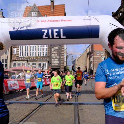 13.09.2026 - 21. swb-Marathon Bremen Tim E. http://msf.ph/oto/10336885 13.09.2026 11:07:52 Ziel 10138, 10279, 10280, 10363, 10364, 10501, 10505, 10580, 10595, 10695, 10907, 10935, 11037, 11223, 11417, 11643, 11767, 11865, 11899, 11924, 11934, 12167, 12168, 12194, 12210, 12277, 12307, 12419, 12509 meine-sportfotos.de