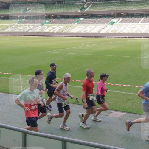 13.09.2026 - 21. swb-Marathon Bremen Michael Burmester http://msf.ph/oto/10336916 13.09.2026 13:13:05 Laufen im Stadion 118, 183, 270, 278, 349, 514, 576, 600, 631, 695, 702, 843, 933, 950, 1005, 1113, 1143, 1226, 1286, 1334, 1426, 1435, 1596, 1641, 1849, 1851, 1991, 2005, 2035, 2079, 2248, 2264, 2336, 2375, 2377, 2387, 2398, 2426, 2439, 2457, 2461, 2478, 2505, 2540, 2612, 2659, 2665, 2673, 2684, 2693, 2765, 2773, 2792, 2815, 2816, 2822, 2850, 2860, 2884, 2895, 2921, 2963, 2966, 2972, 2975, 3016, 3027, 3079, 3111, 3143, 3155, 3209, 3253, 3277, 3293, 3304, 3308, 3313, 3328, 3349, 3434 meine-sportfotos.de