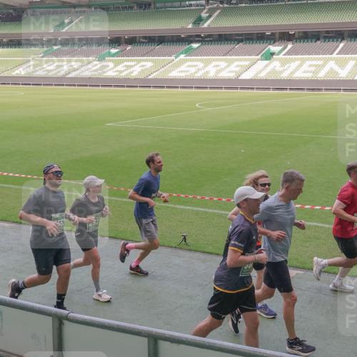 13.09.2026 - 21. swb-Marathon Bremen Michael Burmester http://msf.ph/oto/10336966 13.09.2026 13:13:13 Laufen im Stadion 118, 183, 270, 278, 349, 514, 576, 600, 631, 695, 702, 843, 933, 950, 1005, 1143, 1226, 1286, 1334, 1426, 1435, 1596, 1641, 1849, 1991, 2005, 2035, 2079, 2248, 2264, 2336, 2375, 2377, 2387, 2398, 2412, 2426, 2439, 2457, 2461, 2478, 2505, 2540, 2612, 2665, 2673, 2684, 2693, 2765, 2773, 2792, 2815, 2816, 2850, 2860, 2884, 2895, 2921, 2963, 2966, 2972, 2975, 3016, 3111, 3143, 3155, 3209, 3253, 3277, 3293, 3304, 3308, 3313, 3349, 3434, 3661 meine-sportfotos.de