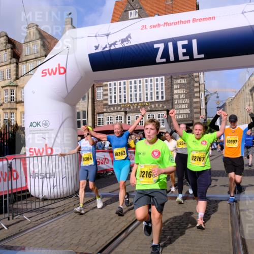 13.09.2026 - 21. swb-Marathon Bremen Tim E. http://msf.ph/oto/10337001 13.09.2026 11:07:54 Ziel 10138, 10279, 10280, 10363, 10364, 10501, 10505, 10580, 10595, 10695, 10830, 10907, 10935, 11037, 11223, 11643, 11767, 11899, 11924, 11934, 12097, 12167, 12168, 12194, 12210, 12277, 12307, 12419, 12509 meine-sportfotos.de
