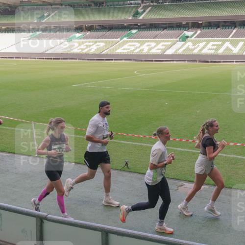 13.09.2026 - 21. swb-Marathon Bremen Michael Burmester http://msf.ph/oto/10337033 13.09.2026 13:13:20 Laufen im Stadion 118, 183, 270, 278, 349, 460, 514, 576, 600, 631, 695, 702, 933, 950, 1005, 1143, 1226, 1286, 1334, 1392, 1408, 1426, 1573, 1596, 1641, 1991, 2005, 2024, 2035, 2079, 2264, 2336, 2377, 2387, 2398, 2412, 2439, 2457, 2461, 2478, 2505, 2521, 2540, 2612, 2665, 2673, 2684, 2693, 2765, 2773, 2792, 2815, 2816, 2850, 2860, 2884, 2895, 2921, 2963, 2966, 2972, 2975, 3016, 3111, 3143, 3155, 3209, 3253, 3277, 3293, 3304, 3308, 3313, 3378, 3434, 3653, 3661 meine-sportfotos.de