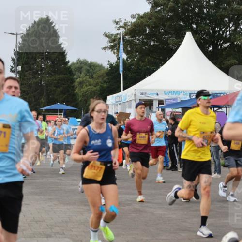 13.09.2026 - Kiel Lauf Andreas Tolksdorf http://msf.ph/oto/10337067 13.09.2026 09:54:15 Kiellinie 4449, 12071, 2177, 3400 meine-sportfotos.de