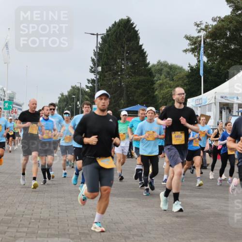 13.09.2026 - Kiel Lauf Andreas Tolksdorf http://msf.ph/oto/10337093 13.09.2026 09:54:16 Kiellinie 11707, 8747, 5817, 6450, 8002 meine-sportfotos.de