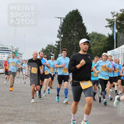13.09.2026 - Kiel Lauf Andreas Tolksdorf http://msf.ph/oto/10337103 13.09.2026 09:54:17 Kiellinie 1467, 4, 10608, 11707, 4349, 5817, 6450, 1025 meine-sportfotos.de