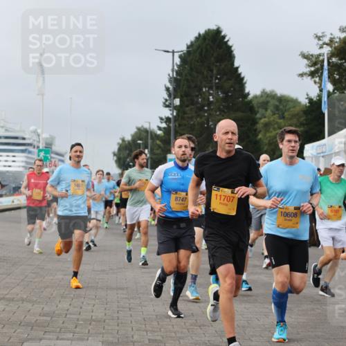 13.09.2026 - Kiel Lauf Andreas Tolksdorf http://msf.ph/oto/10337145 13.09.2026 09:54:18 Kiellinie 3799, 84, 1467, 8747, 38, 11707, 10608, 38, 6381, 1979 meine-sportfotos.de