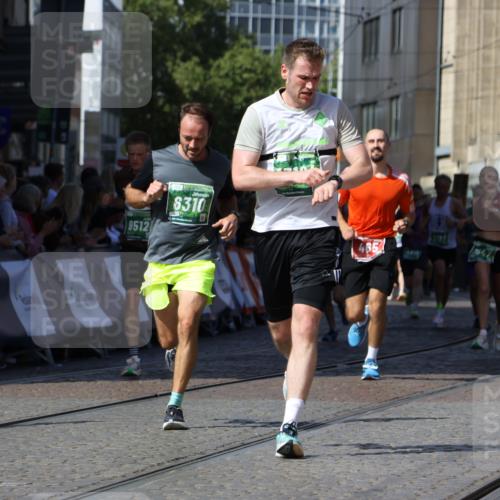 13.09.2026 - 21. swb-Marathon Bremen Strokosch-Dieckow http://msf.ph/oto/10337176 13.09.2026 13:18:56 Ziel 465, 2055, 2324, 2948, 3631, 4120, 4413, 4642, 5307, 5867, 6293, 6294, 6787, 6818, 7163, 7245, 7731, 8404, 8540, 8743, 8872, 9019, 9275, 9327, 9833, 2007, 2390, 4819, 4857, 5172, 6137, 6310, 7154, 7647, 7686, 9512, 13184 meine-sportfotos.de