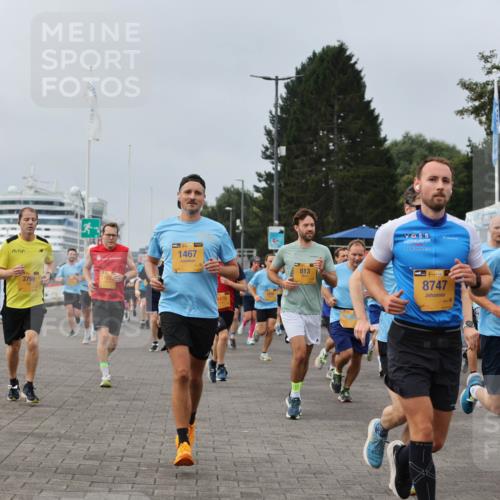 13.09.2026 - Kiel Lauf Andreas Tolksdorf http://msf.ph/oto/10337178 13.09.2026 09:54:19 Kiellinie 3799, 13, 11422, 39, 1467, 813, 38, 8747, 4971 meine-sportfotos.de