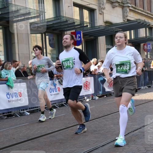 13.09.2026 - 21. swb-Marathon Bremen Strokosch-Dieckow http://msf.ph/oto/10337244 13.09.2026 13:25:42 Ziel 1163, 1647, 1896, 2033, 2062, 2666, 2708, 2987, 3248, 3516, 3722, 4067, 4161, 4411, 4476, 4724, 4842, 5013, 5558, 5622, 5701, 5854, 6135, 6605, 6886, 7638, 7780, 8271, 8361, 8592, 8635, 9266, 9794, 150, 191, 209, 260, 1458, 1650, 1752, 2421, 2781, 3124, 3186, 3722, 3806, 4439, 4717, 4927, 5139, 5703, 5755, 5814, 6380, 7252, 8545, 8597, 8695, 8769, 8890, 9440, 9468, 9506 meine-sportfotos.de