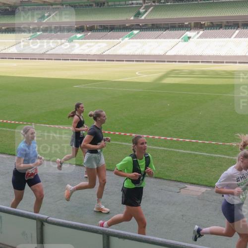 13.09.2026 - 21. swb-Marathon Bremen Michael Burmester http://msf.ph/oto/10337283 13.09.2026 13:13:53 Laufen im Stadion 118, 183, 270, 278, 349, 460, 514, 576, 600, 631, 695, 702, 768, 933, 950, 956, 1005, 1008, 1143, 1286, 1334, 1392, 1408, 1426, 1573, 1596, 1641, 1818, 1819, 1991, 2005, 2024, 2035, 2079, 2233, 2264, 2314, 2387, 2412, 2439, 2457, 2461, 2478, 2505, 2521, 2540, 2564, 2612, 2665, 2684, 2693, 2765, 2773, 2792, 2815, 2816, 2829, 2838, 2860, 2884, 2887, 2895, 2921, 2963, 2966, 2972, 2975, 2978, 3016, 3111, 3209, 3253, 3277, 3293, 3304, 3313, 3378, 3405, 3428, 3434, 3653, 3661, 4080 meine-sportfotos.de