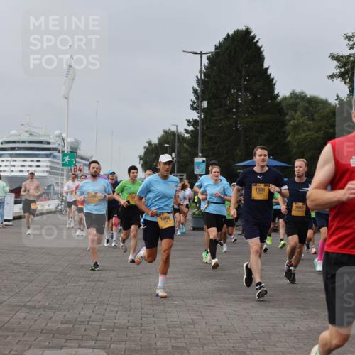 13.09.2026 - Kiel Lauf Andreas Tolksdorf http://msf.ph/oto/10337300 13.09.2026 09:54:22 Kiellinie 5429, 1668, 1981, 7932, 11426, 7312 meine-sportfotos.de