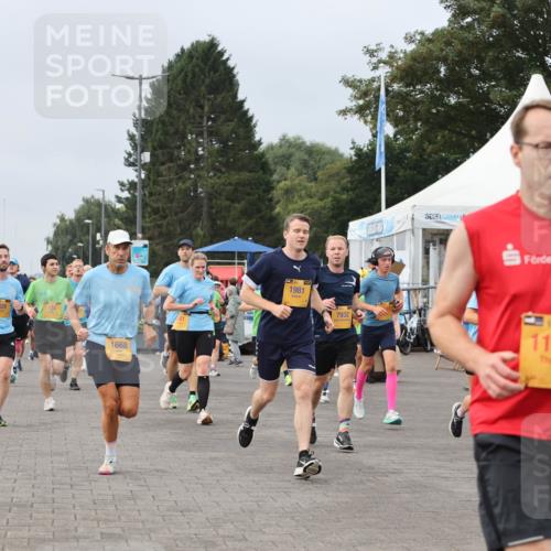13.09.2026 - Kiel Lauf Andreas Tolksdorf http://msf.ph/oto/10337305 13.09.2026 09:54:23 Kiellinie 4, 5429, 1668, 1981, 7932, 11426 meine-sportfotos.de