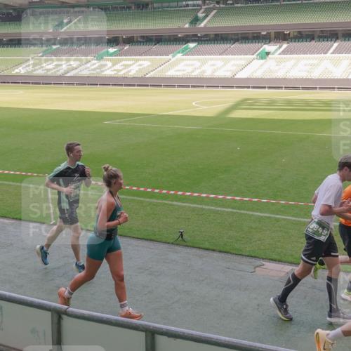13.09.2026 - 21. swb-Marathon Bremen Michael Burmester http://msf.ph/oto/10337339 13.09.2026 13:14:01 Laufen im Stadion 183, 270, 278, 349, 460, 576, 600, 631, 695, 702, 768, 933, 950, 956, 1005, 1008, 1143, 1392, 1408, 1426, 1573, 1596, 1641, 1818, 1819, 1991, 2005, 2024, 2035, 2079, 2233, 2264, 2314, 2387, 2412, 2439, 2457, 2461, 2478, 2494, 2521, 2540, 2564, 2612, 2665, 2684, 2693, 2765, 2773, 2792, 2816, 2829, 2838, 2860, 2865, 2884, 2887, 2895, 2921, 2972, 2975, 2978, 3016, 3111, 3209, 3253, 3277, 3293, 3304, 3313, 3378, 3405, 3428, 3434, 3653, 3661, 4034, 4080, 4511 meine-sportfotos.de