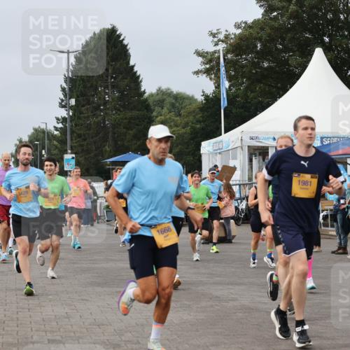 13.09.2026 - Kiel Lauf Andreas Tolksdorf http://msf.ph/oto/10337355 13.09.2026 09:54:24 Kiellinie 5429, 1668, 9411, 1981 meine-sportfotos.de