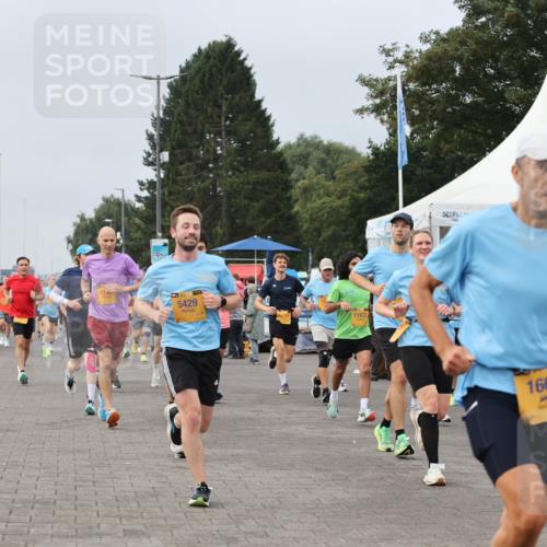 13.09.2026 - Kiel Lauf Andreas Tolksdorf http://msf.ph/oto/10337374 13.09.2026 09:54:25 Kiellinie 4, 5429, 11612, 1668, 767 meine-sportfotos.de