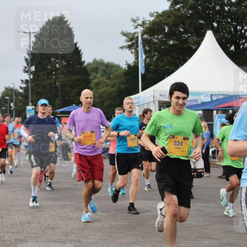 13.09.2026 - Kiel Lauf Andreas Tolksdorf http://msf.ph/oto/10337428 13.09.2026 09:54:26 Kiellinie 84, 540, 39, 9143, 4540, 38, 524, 5429 meine-sportfotos.de