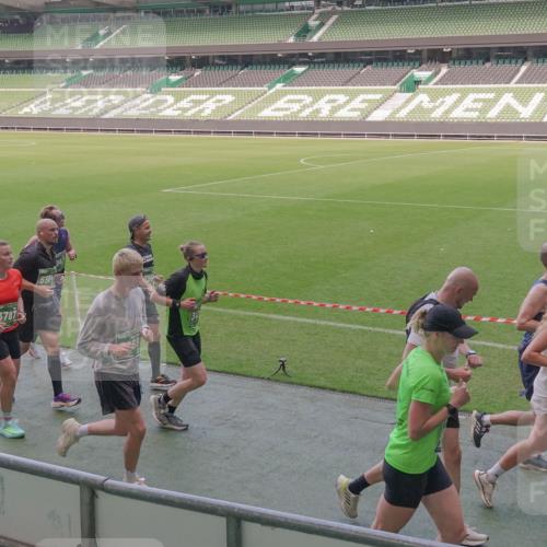13.09.2026 - 21. swb-Marathon Bremen Michael Burmester http://msf.ph/oto/10337460 13.09.2026 13:14:12 Laufen im Stadion 183, 270, 278, 300, 349, 414, 460, 576, 600, 631, 695, 702, 768, 933, 950, 956, 1005, 1008, 1143, 1392, 1408, 1426, 1573, 1596, 1641, 1818, 1819, 1991, 2024, 2035, 2079, 2233, 2264, 2314, 2387, 2412, 2439, 2457, 2461, 2478, 2494, 2521, 2540, 2564, 2612, 2665, 2684, 2690, 2691, 2693, 2737, 2773, 2792, 2816, 2829, 2838, 2860, 2861, 2865, 2884, 2887, 2921, 2972, 2978, 3016, 3111, 3209, 3253, 3277, 3293, 3304, 3313, 3355, 3378, 3405, 3428, 3653, 3661, 3680, 4034, 4080, 4511 meine-sportfotos.de