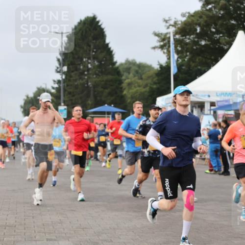 13.09.2026 - Kiel Lauf Andreas Tolksdorf http://msf.ph/oto/10337471 13.09.2026 09:54:28 Kiellinie 1700, 9145, 45 meine-sportfotos.de