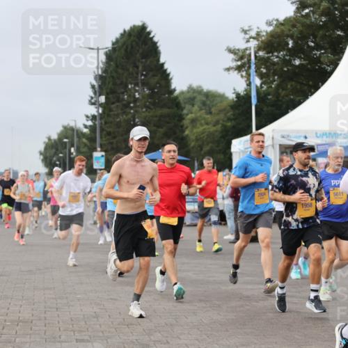 13.09.2026 - Kiel Lauf Andreas Tolksdorf http://msf.ph/oto/10337494 13.09.2026 09:54:28 Kiellinie 2824, 1958, 5611 meine-sportfotos.de