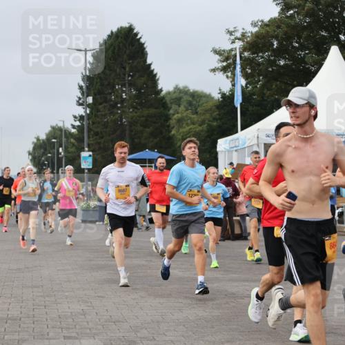 13.09.2026 - Kiel Lauf Andreas Tolksdorf http://msf.ph/oto/10337522 13.09.2026 09:54:29 Kiellinie 8687, 127, 89, 7775, 39, 2824, 2687 meine-sportfotos.de