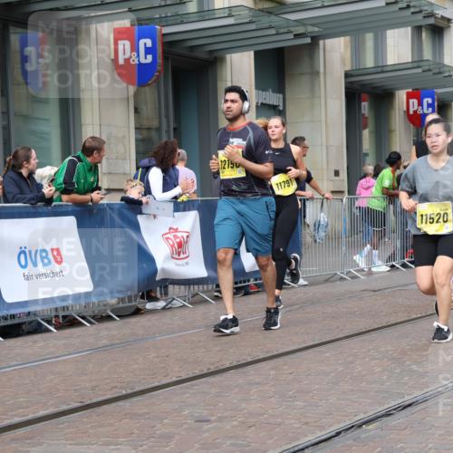 13.09.2026 - 21. swb-Marathon Bremen Strokosch-Dieckow http://msf.ph/oto/10337540 13.09.2026 11:05:29 Ziel 10018, 10168, 10238, 10259, 10260, 10305, 10382, 10457, 10619, 10864, 11024, 11132, 11164, 11477, 11520, 11791, 11892, 11947, 12156, 12186, 12362, 12378, 12501, 12523, 12528, 12773, 10186, 10411, 10432, 10576, 10697, 10717, 10800, 10802, 10995, 11102, 11105, 11146, 11157, 11218, 11314, 11326, 11334, 11387, 11394, 11521, 11571, 11572, 11584, 11616, 11722, 11724, 11892, 11900, 12011, 12055, 12251, 12273, 12330 meine-sportfotos.de
