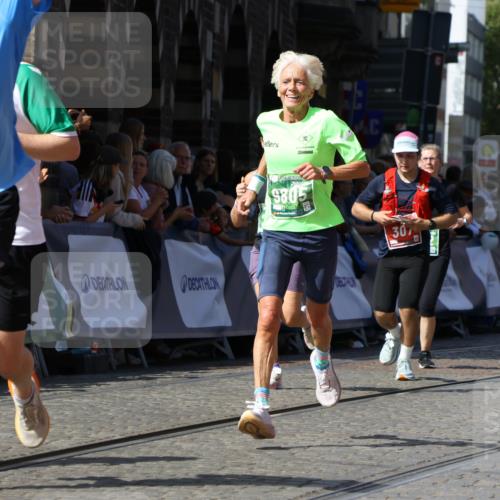 13.09.2026 - 21. swb-Marathon Bremen Strokosch-Dieckow http://msf.ph/oto/10337569 13.09.2026 13:19:14 Ziel 307, 4916, 5277, 6310, 7104, 7154, 7163, 7602, 7647, 7791, 9512, 13184, 2423, 2535, 3182, 3508, 4319, 4455, 5371, 6008, 7268, 7754, 7945, 8153, 9552, 9638, 9805 meine-sportfotos.de