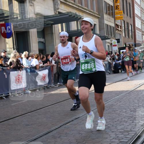 13.09.2026 - 21. swb-Marathon Bremen Strokosch-Dieckow http://msf.ph/oto/10337632 13.09.2026 13:25:52 Ziel 1896, 2062, 2434, 2658, 2666, 3248, 3516, 3983, 4067, 4476, 4723, 4724, 5558, 5701, 5854, 5906, 5934, 6230, 6605, 6639, 6886, 8361, 8592, 8635, 8817, 9266, 9794, 150, 191, 209, 1163, 1458, 1647, 1752, 2033, 2421, 2708, 2781, 2987, 3124, 3186, 3722, 3806, 4067, 4161, 4411, 4439, 4717, 4842, 4927, 5013, 5139, 5622, 5701, 5703, 5755, 6135, 7638, 7780, 8271, 8545, 8597, 8890, 9440, 9506 meine-sportfotos.de