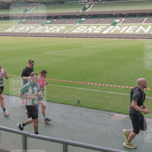 13.09.2026 - 21. swb-Marathon Bremen Michael Burmester http://msf.ph/oto/10337672 13.09.2026 13:14:42 Laufen im Stadion 263, 266, 270, 300, 414, 460, 600, 631, 768, 956, 1008, 1047, 1392, 1408, 1426, 1573, 1596, 1818, 1819, 2024, 2035, 2079, 2233, 2235, 2314, 2359, 2385, 2387, 2412, 2457, 2466, 2484, 2494, 2521, 2540, 2564, 2667, 2690, 2691, 2693, 2737, 2760, 2783, 2816, 2829, 2838, 2859, 2861, 2865, 2887, 2958, 2972, 2978, 3016, 3111, 3157, 3185, 3209, 3277, 3304, 3355, 3378, 3405, 3428, 3653, 3661, 3670, 3680, 3829, 3847, 4034, 4080, 4511 meine-sportfotos.de
