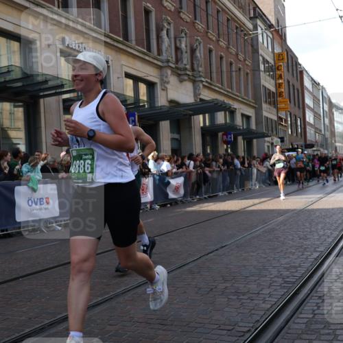 13.09.2026 - 21. swb-Marathon Bremen Strokosch-Dieckow http://msf.ph/oto/10337682 13.09.2026 13:25:53 Ziel 1896, 2062, 2434, 2658, 2666, 3248, 3516, 3983, 4476, 4723, 4724, 5558, 5747, 5854, 5906, 5934, 6230, 6605, 6639, 6886, 7626, 8361, 8592, 8635, 8817, 9266, 9794, 150, 191, 1163, 1458, 1647, 1752, 2033, 2062, 2421, 2708, 2781, 2987, 3124, 3186, 3722, 3806, 4067, 4161, 4411, 4439, 4717, 4842, 4927, 5013, 5139, 5622, 5701, 5703, 6135, 7638, 7780, 8271, 8545, 8592, 8597, 8890, 9440, 9506 meine-sportfotos.de