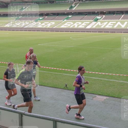 13.09.2026 - 21. swb-Marathon Bremen Michael Burmester http://msf.ph/oto/10337762 13.09.2026 13:14:52 Laufen im Stadion 263, 266, 300, 414, 460, 600, 631, 768, 956, 1008, 1047, 1392, 1408, 1573, 1596, 1818, 1819, 2024, 2035, 2079, 2233, 2235, 2314, 2359, 2385, 2386, 2387, 2412, 2457, 2466, 2484, 2494, 2521, 2540, 2564, 2667, 2690, 2691, 2693, 2737, 2760, 2783, 2829, 2838, 2859, 2861, 2865, 2874, 2887, 2958, 2972, 2978, 3075, 3111, 3157, 3165, 3185, 3209, 3265, 3304, 3355, 3378, 3405, 3428, 3653, 3661, 3670, 3680, 3829, 3847, 4034, 4080, 4511 meine-sportfotos.de