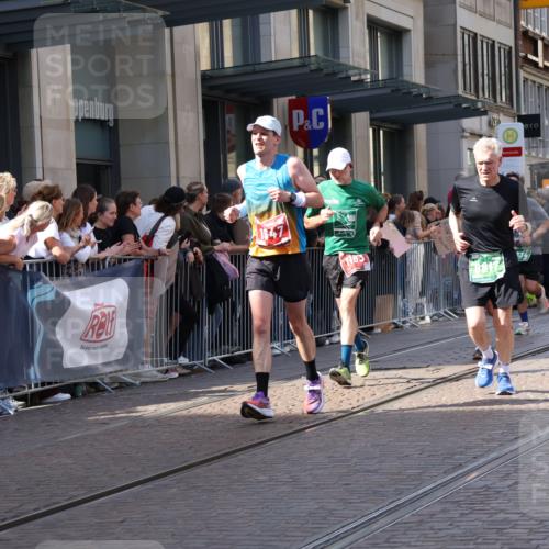 13.09.2026 - 21. swb-Marathon Bremen Strokosch-Dieckow http://msf.ph/oto/10337794 13.09.2026 13:25:58 Ziel 1649, 1896, 2434, 2658, 2666, 3603, 3983, 4723, 4724, 5747, 5854, 5906, 5934, 5992, 6230, 6639, 6886, 7626, 8635, 8817, 13195, 150, 191, 1163, 1458, 1647, 1752, 2033, 2062, 2421, 2708, 2781, 2987, 3124, 3248, 3516, 3722, 4067, 4161, 4411, 4439, 4476, 4842, 4927, 5013, 5139, 5558, 5622, 5701, 6135, 6605, 7638, 7780, 8271, 8361, 8592, 8597, 9266, 9440, 9794 meine-sportfotos.de