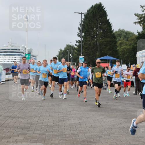 13.09.2026 - Kiel Lauf Andreas Tolksdorf http://msf.ph/oto/10337818 13.09.2026 09:54:44 Kiellinie 9225, 7378, 228, 843 meine-sportfotos.de