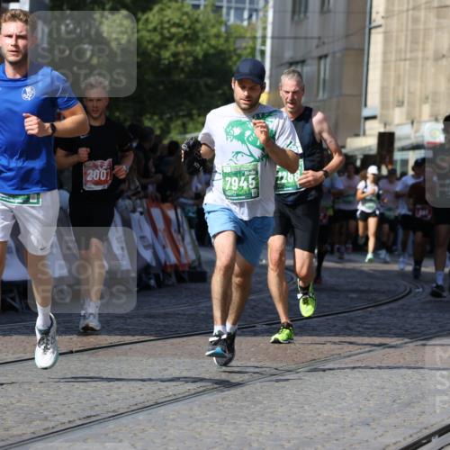 13.09.2026 - 21. swb-Marathon Bremen Strokosch-Dieckow http://msf.ph/oto/10337887 13.09.2026 13:19:24 Ziel 189, 666, 2007, 2390, 4819, 4857, 4916, 5172, 6137, 6310, 7154, 7647, 7686, 7791, 9512, 13184, 926, 1232, 1535, 4455, 4977, 4978, 7037, 7140, 7268, 7945, 8153, 8185, 13163 meine-sportfotos.de