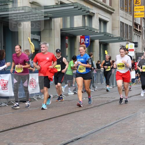 13.09.2026 - 21. swb-Marathon Bremen Strokosch-Dieckow http://msf.ph/oto/10337912 13.09.2026 11:05:38 Ziel 10018, 10168, 10204, 10238, 10305, 10382, 10457, 10619, 10662, 11024, 11132, 11156, 11164, 11477, 11775, 12186, 12378, 12486, 12523, 12528, 12773, 10186, 10238, 10259, 10260, 10411, 10432, 10457, 10717, 10802, 10864, 11146, 11314, 11334, 11387, 11394, 11520, 11521, 11571, 11572, 11724, 11791, 11892, 11947, 12055, 12156, 12251, 12273, 12330, 12362, 12501 meine-sportfotos.de