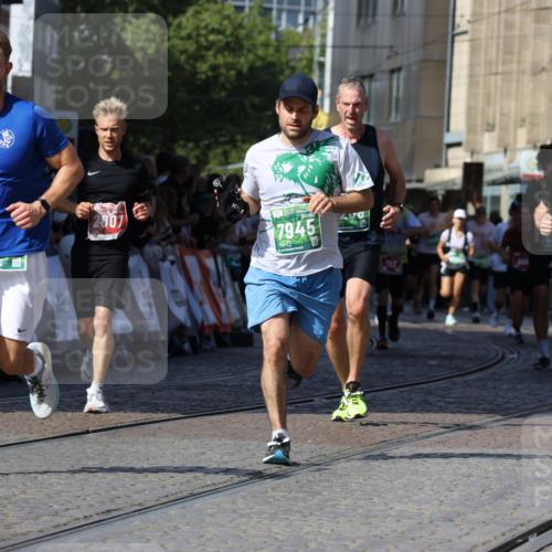 13.09.2026 - 21. swb-Marathon Bremen Strokosch-Dieckow http://msf.ph/oto/10337916 13.09.2026 13:19:24 Ziel 189, 666, 2007, 2390, 4819, 4857, 4916, 5172, 6137, 6310, 7154, 7647, 7686, 7791, 9512, 13184, 926, 1232, 1535, 4455, 4977, 4978, 7037, 7140, 7268, 7945, 8153, 8185, 13163 meine-sportfotos.de