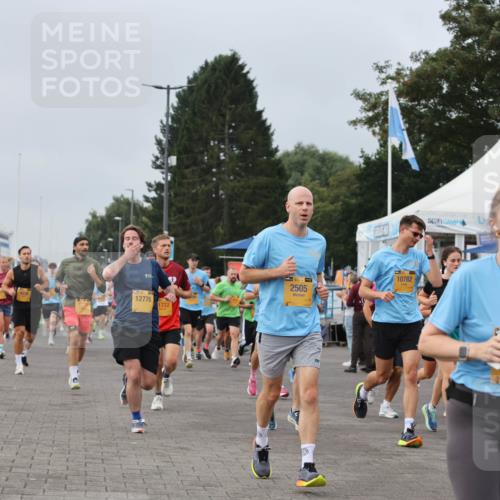 13.09.2026 - Kiel Lauf Andreas Tolksdorf http://msf.ph/oto/10337991 13.09.2026 09:54:50 Kiellinie 5576, 4, 4538, 12776, 1722, 2505, 10782, 33, 883, 4046 meine-sportfotos.de