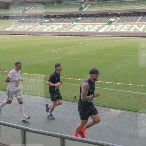 13.09.2026 - 21. swb-Marathon Bremen Michael Burmester http://msf.ph/oto/10338025 13.09.2026 13:15:27 Laufen im Stadion 143, 231, 263, 266, 300, 414, 460, 598, 612, 653, 768, 956, 1008, 1047, 1392, 1408, 1573, 1818, 1819, 1874, 2013, 2024, 2218, 2233, 2235, 2314, 2351, 2359, 2385, 2386, 2466, 2468, 2484, 2494, 2521, 2564, 2579, 2664, 2667, 2678, 2690, 2691, 2698, 2737, 2760, 2783, 2799, 2829, 2838, 2846, 2859, 2861, 2865, 2874, 2887, 2958, 2978, 3001, 3075, 3133, 3157, 3165, 3185, 3237, 3265, 3331, 3355, 3382, 3405, 3428, 3486, 3512, 3653, 3670, 3680, 3829, 3847, 4034, 4080, 4511 meine-sportfotos.de