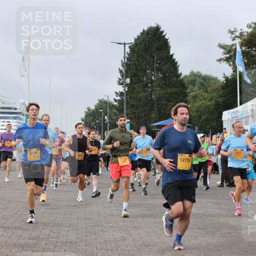 13.09.2026 - Kiel Lauf Andreas Tolksdorf http://msf.ph/oto/10338026 13.09.2026 09:54:51 Kiellinie 5576, 11740, 4538, 1730, 5, 39, 12776, 8557, 8646 meine-sportfotos.de