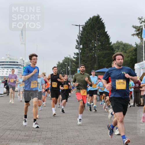 13.09.2026 - Kiel Lauf Andreas Tolksdorf http://msf.ph/oto/10338028 13.09.2026 09:54:51 Kiellinie 8646, 5576, 4538, 12776, 11740, 8557 meine-sportfotos.de