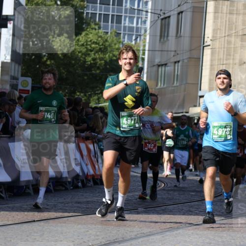 13.09.2026 - 21. swb-Marathon Bremen Strokosch-Dieckow http://msf.ph/oto/10338042 13.09.2026 13:19:29 Ziel 189, 666, 1599, 2007, 2390, 2423, 2535, 3508, 4819, 4857, 5172, 6008, 6137, 6310, 6633, 7154, 7647, 7686, 7754, 9512, 9552, 9805, 13184, 161, 461, 926, 1010, 1232, 1281, 1468, 1535, 1642, 2906, 4977, 4978, 7037, 7140, 7655, 8185, 9984, 13163 meine-sportfotos.de