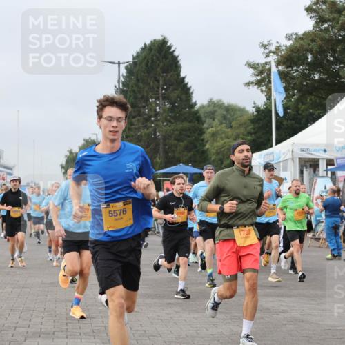 13.09.2026 - Kiel Lauf Andreas Tolksdorf http://msf.ph/oto/10338069 13.09.2026 09:54:52 Kiellinie 4, 10984, 29, 5576, 1730 meine-sportfotos.de