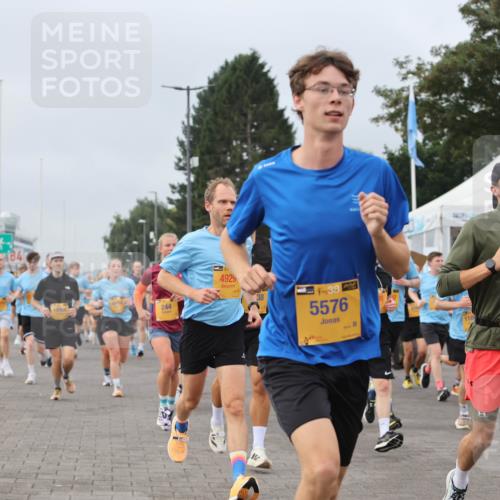 13.09.2026 - Kiel Lauf Andreas Tolksdorf http://msf.ph/oto/10338087 13.09.2026 09:54:53 Kiellinie 8414, 244, 4929, 38, 4, 38, 5576, 16, 1730 meine-sportfotos.de