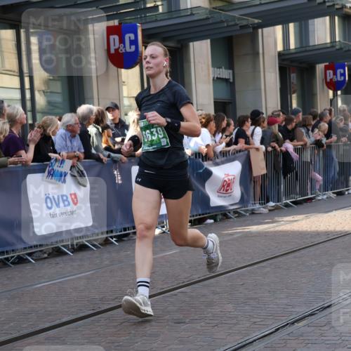 13.09.2026 - 21. swb-Marathon Bremen Strokosch-Dieckow http://msf.ph/oto/10338096 13.09.2026 13:26:08 Ziel 1368, 1649, 2434, 2658, 3526, 3603, 3983, 4077, 4723, 5747, 5906, 5934, 5992, 6230, 6548, 6639, 7626, 8817, 9260, 13195, 1163, 1647, 1896, 2033, 2062, 2666, 2708, 2987, 3248, 3516, 4067, 4161, 4411, 4476, 4724, 4842, 5013, 5558, 5622, 5701, 5854, 5906, 6135, 6605, 6886, 7638, 7780, 8271, 8361, 8592, 8635, 9266, 9794 meine-sportfotos.de