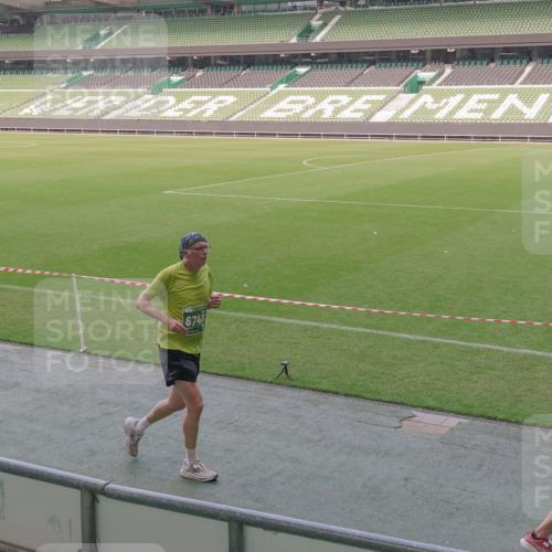 13.09.2026 - 21. swb-Marathon Bremen Michael Burmester http://msf.ph/oto/10338128 13.09.2026 13:15:40 Laufen im Stadion 143, 231, 263, 266, 300, 414, 598, 612, 653, 768, 956, 1008, 1047, 1185, 1312, 1465, 1818, 1819, 1874, 2013, 2218, 2235, 2314, 2351, 2359, 2385, 2386, 2466, 2468, 2484, 2494, 2579, 2664, 2667, 2678, 2690, 2691, 2698, 2737, 2760, 2778, 2783, 2799, 2829, 2838, 2846, 2859, 2861, 2865, 2874, 2887, 2958, 2974, 2978, 3001, 3075, 3133, 3157, 3165, 3185, 3237, 3265, 3331, 3355, 3382, 3387, 3486, 3512, 3670, 3680, 3829, 3847, 4034, 4080, 4511 meine-sportfotos.de