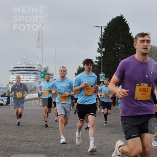13.09.2026 - Kiel Lauf Andreas Tolksdorf http://msf.ph/oto/10338175 13.09.2026 09:54:56 Kiellinie 3170, 9554, 5151, 11002, 1, 39, 4963, 4184, 1, 39, 10984 meine-sportfotos.de
